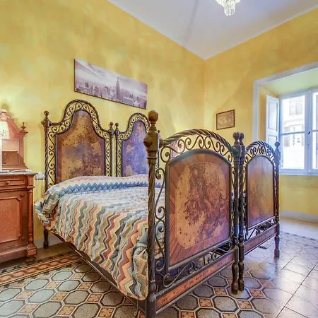 Apartment Suites & - Fori Imperiali Rom